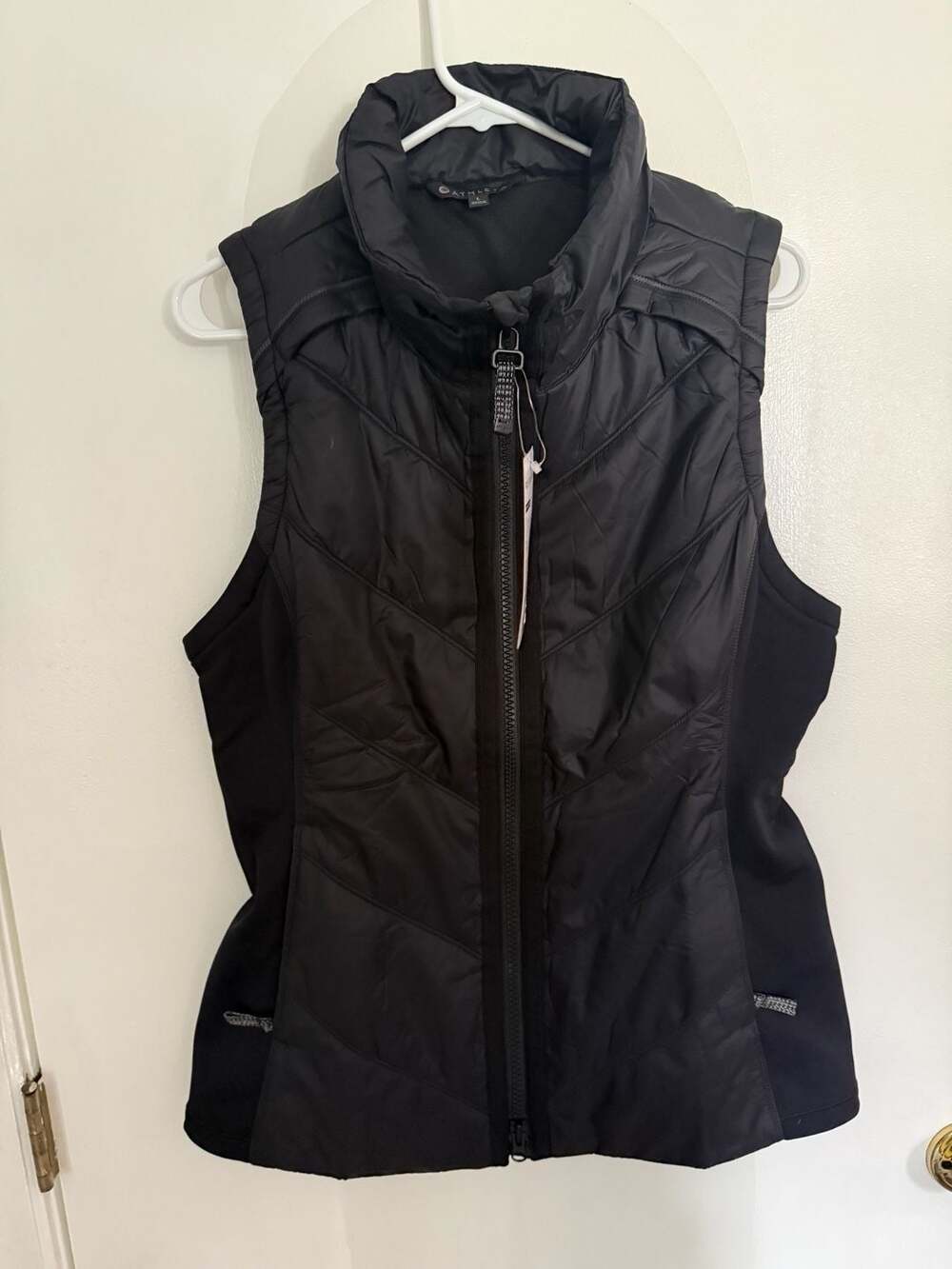 Athleta Rock Ridge Vest Black Size L